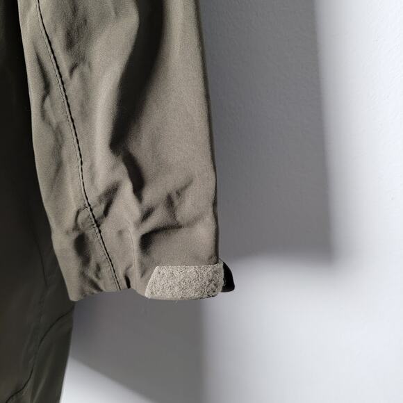 REI Olive Green Women's Jacket - Picture 9 of 16